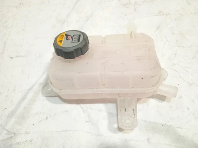 254R0P4500 DEPOSITO EXPANSION / 1120139 PARA KIA SPORTAGE V NQ5 1.6 T-GDI MHEV - Image 1 of 4