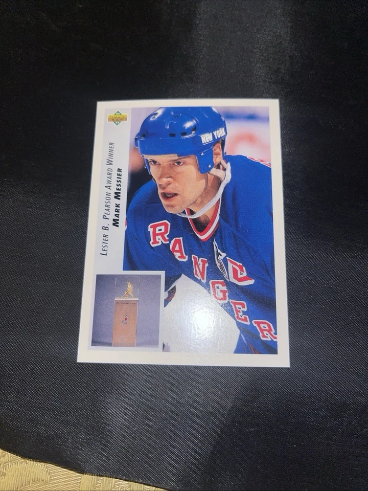 1992-93 UPPER DECK MARK MESSIER NEW YORK RANGERS #432 - Image 1 of 1