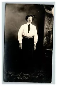 Vintage 1920's RPPC Postcard Photo of Woman with Glasses - Picture 1 of 2