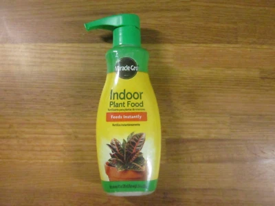 Miracle-Gro Indoor Plant Food 8 oz. Pump - 1000551 - Image 1 of 3