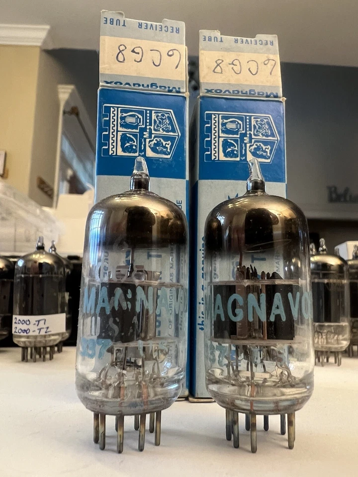 2 6CG8A Medium-Mu Triodo, Sharp-Cut Pentode-Magnavox Par Emparejado Foto 1 de 4