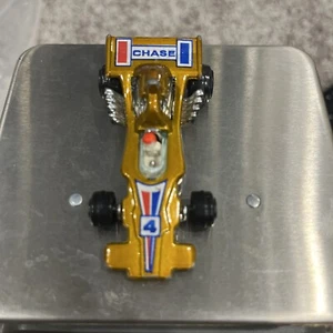 Yatming Die-cast F-1 Race Car 4 Chase #1304 Gold - Picture 1 of 5
