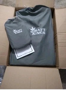 New Draft Kings Travel Set: Travel Bag, Toiletry Bag (Dopp Kit) & Luggage Tag - Picture 1 of 2