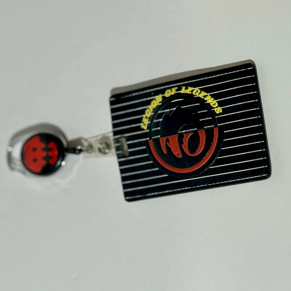 🐲 Держатель для удостоверения личности How to Train Your Dragon Legion of Legends Isle of Berk черный - Изображение 1 из 3