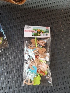Fensterdekoration zu Ostern Hasen aus Holz bunt Dekohänger NEU/OVP - Bild 1 von 2