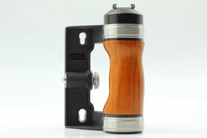 [Almost MINT] PENTAX 6x7 67 67II Wood Hand Grip From JAPAN - Picture 1 of 8