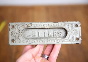 VINTAGE CAST IRON MAIL BOX POSTAL DOOR SLOT LETTERS ANTIQUE ORNATE VICTORIAN - Picture 1 of 7