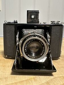 Vintage ZEISS IKON IKonta 520/16 Folding Film Camera in Leather Case