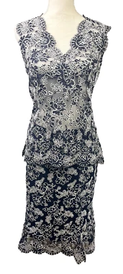 ML Monique Lhuillier Azul Marino Floral Encaje Vaina Midi Falda Transparente Cuello en V Top Talla 10 Foto 1 de 4