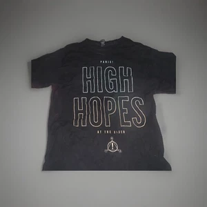tultex Graphic Black Short Medium Sleeve t-shirt - Picture 1 of 2