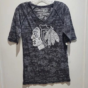 Chicago Blackhawks T-shirt G-lll 4her by Carl Banks Sheer Medium Black NEW - Picture 1 of 8