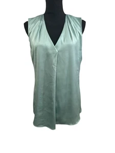 White House Black Market Women Blouse Size 8 Green Sleeveless Vneck Pleat Shell - Picture 1 of 7