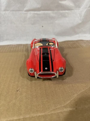 Maisto 1/24 Scale Red 1965 Shelby Cobra 427 Diecast Car - Image 1 of 4