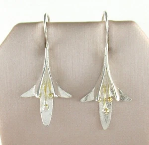 .925 Sterling Silver Lilly Earrings Two Tone Yellow Gold Hummingbird Flower - Picture 1 of 2