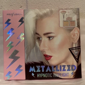 Profusion Metallized Hypnotic Highlight Blush Three Shades with fan Brush .42 oz - Picture 1 of 6