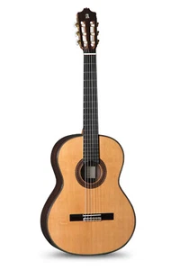 Alhambra 7P Classic Guitar Classical 4/4 + Bag + Savarez Strings! - Picture 1 of 3