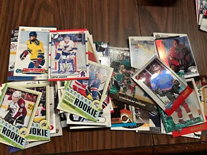 100 DIFFERENT HOCKEY ROOKIES CARDS! - Picture 1 of 1