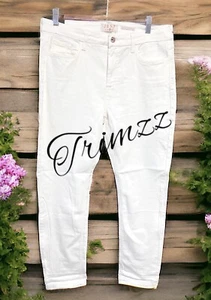 JEN 7 Size 10…….Ladies White “Straight Crop & Roll” Stretchy Jeans. NWT. B - Picture 1 of 5