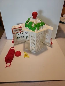 Vintage Strawberry Shortcake Gazebo For Dolls - Picture 1 of 21