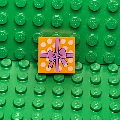 Lego Parte 11203PB012 Azulejo Impreso Modificado 2 x 2 Invertido con Envoltura de Regalo 11203 Foto 1 de 2