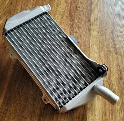 Новый левый радиатор Honda CRF450R OEM CRF450RX CRF 450 R RX CRF450RWE 2021-2024 - Изображение 1 из 4