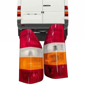 Par de luces traseras izquierda derecha para Dodge Sprinter 2500 3500 2003-2006 sin bombillas - Imagen 1 de 7