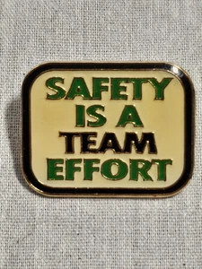 Safety Is A Team Effort Anstecknadel - Vintage Walmart Pinback Anstecknadel - Bild 1 von 4
