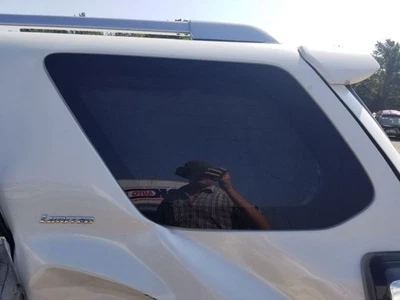 10-22 TOYOTA 4RUNNER OEM DRIVER LEFT REAR QUARTER GLASS WINDOW  Foto 1 de 4