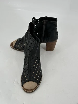 Toms Majorca Black Leather Basket Weave Peep Toe Ankle Boots Women's 9 - Image 1 of 4