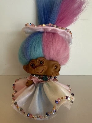 Кукла-тролль с двумя головами Trixie & Dixie Uneeda 1960-е новая розовая и синяя мохеровая - - Изображение 1 из 4