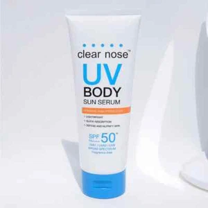 Clear Nose UV Body Sun Serum SPF50+ PA++++ 200 ml Un suero solar corporal UV no graso - Imagen 1 de 6