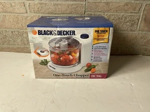 Black & Decker Home 1.5-Cup One Touch Electric Chopper White Model HC306 - Picture 1 of 7