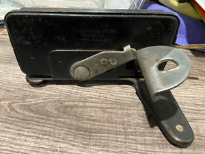 DE COLECCIÓN Máquina de Coser PEDAL EL ELÉCTRICO MFG CO Racine WI Fit Singer etc - Imagen 1 de 7