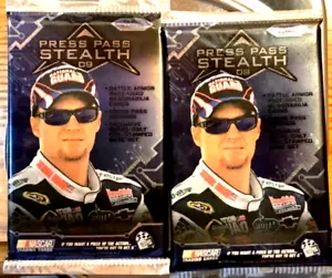 2009 Press Pass Stealth Nascar 2 confezioni al dettaglio DALE EARNHARDT JR ecc. NUOVO SIGILLATO - Foto 1 di 4