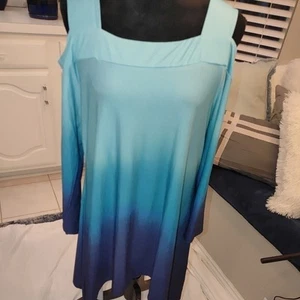NWOT Monroe & Main Long Sleeved Tunic Cold Shoulder Tie Dye Blues LARGE - Picture 1 of 12