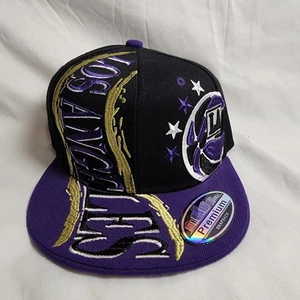 Los Angeles Lakers Embroidered Snapback Hat - Picture 1 of 8