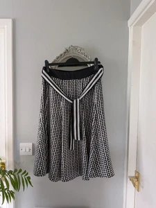 Monsoon Silky Skirt Size 12 - Picture 1 of 4