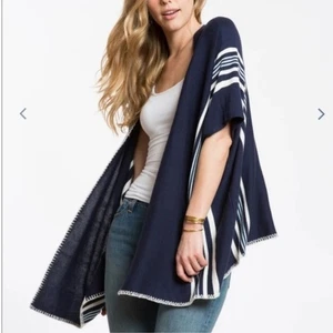 Marine Layer Cameron Poncho Knit Short Sleeves Navy Blue White Stripe One Size - Picture 1 of 13