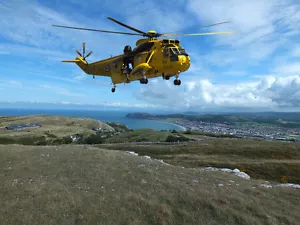 Sea king over Great Orme canvas prints various sizes free delivery - Foto 1 di 2
