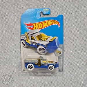 2017 Hot Wheels Treasure Hunt Snow Stormers #4 So Plowed - Picture 1 of 2