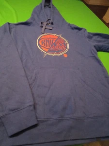 NWT FANATICS NBA NEW YORK KNICKS WOMENS HOODED HOODIE SWEATSHIRT ROYAL BLUE MED - Picture 1 of 2