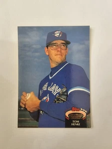 1992 Stadium Club #819 Tom Henke - Picture 1 of 2