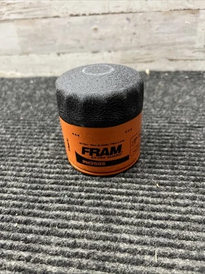 Filtro de aceite giratorio intervalo de cambio de 10 k millas FRAM Extra Guard PH3506 Foto 1 de 4