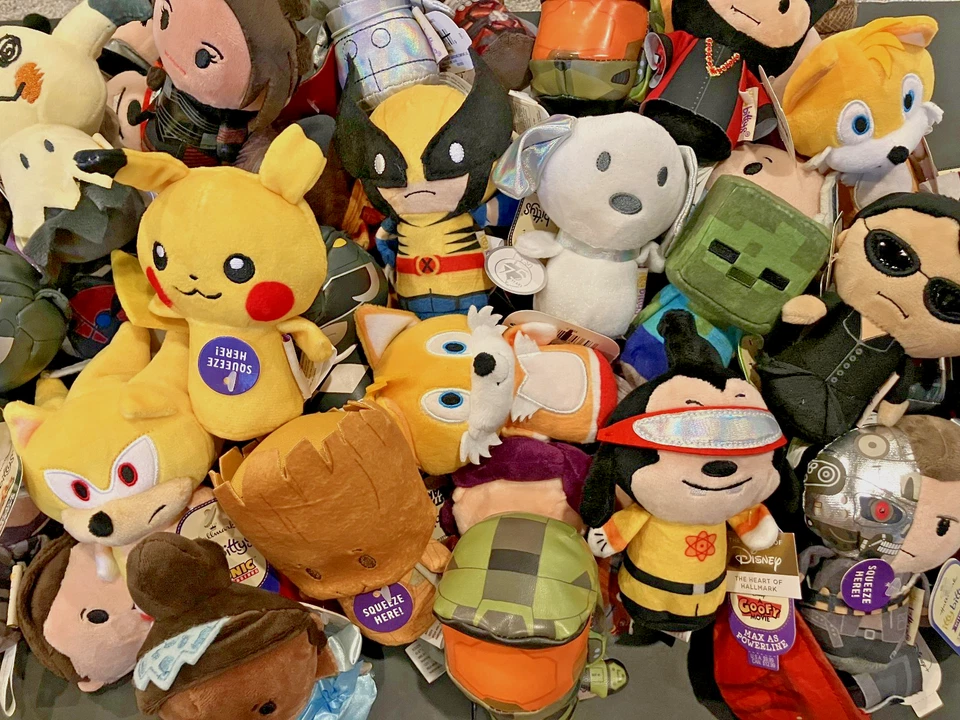 4" Hallmark Itty Bitty Stuffed Character Collectible Toys - YOU PICK - Flat Ship - Image 1 of 2