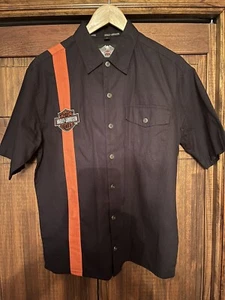 NUEVA Camisa Para Hombre Harley Davidson Logo Mecánica Manga Corta Botón Negra Mediana - Imagen 1 de 6