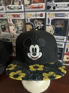 Gorra/Gorra Disney Mickey Mouse Face Snapback con billete tropical hawaiano - Imagen 1 de 5