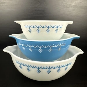 Juego de cuencos mezcladores PYREX Blue Guirnalda Copo de nieve Cenicienta de colección 443.442.441 - Imagen 1 de 22
