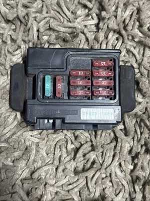 96-04 KAWASAKI VULCAN 1500 VN1500D CAIXA DE RELÉ DE FUSÍVEIS FABRICANTE DE EQUIPAMENTO ORIGINAL 26021-1089  - Imagem 1 de 3