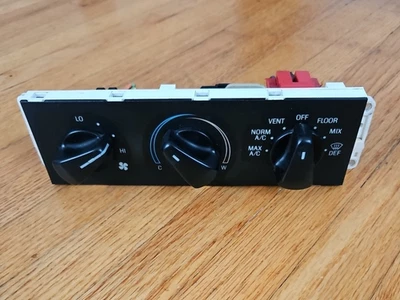 1992 - 1996 Ford  F150 F250 F350 BRONCO Temp Climate Control OEM READ! - Image 1 of 4