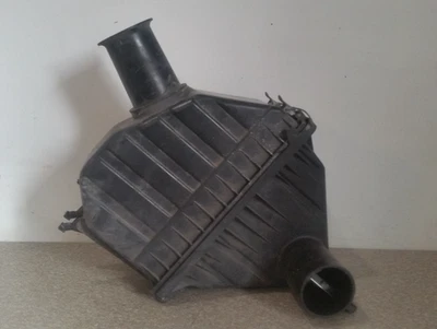 2005-2007 Ford Freestyle Montego Air Cleaner Filter Box Assembly OEM 6F9U9600AB - Image 1 of 4